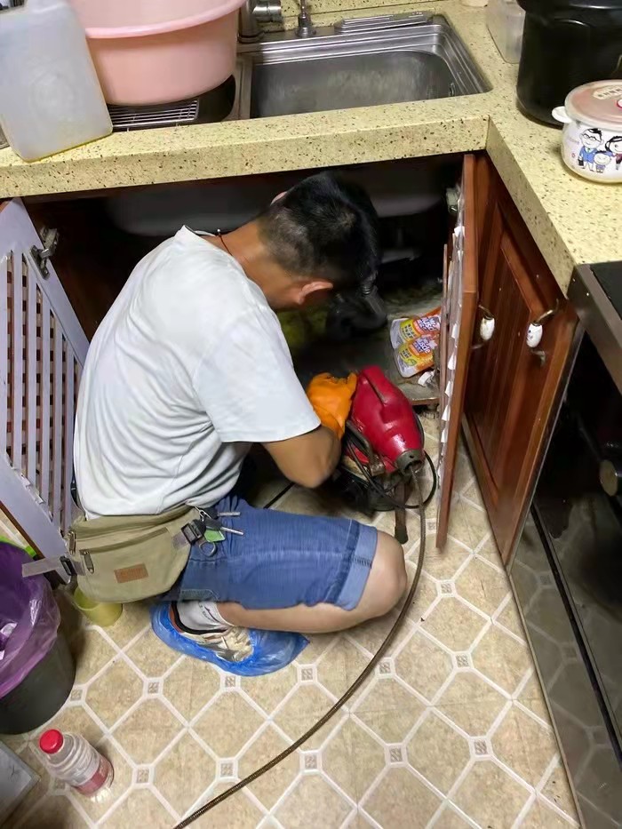 黄潭镇通下水道